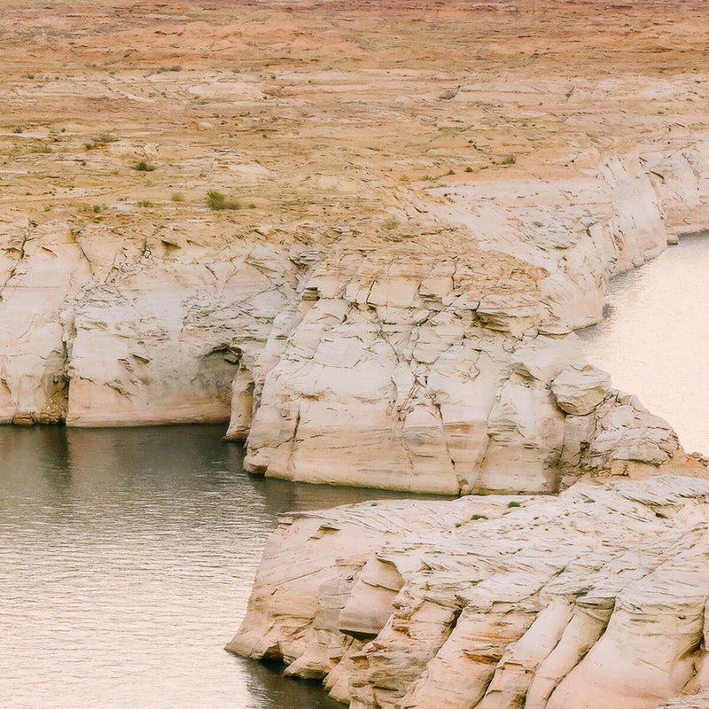 Lake Powell by Wesley and Emma Teague - White Oak Floater