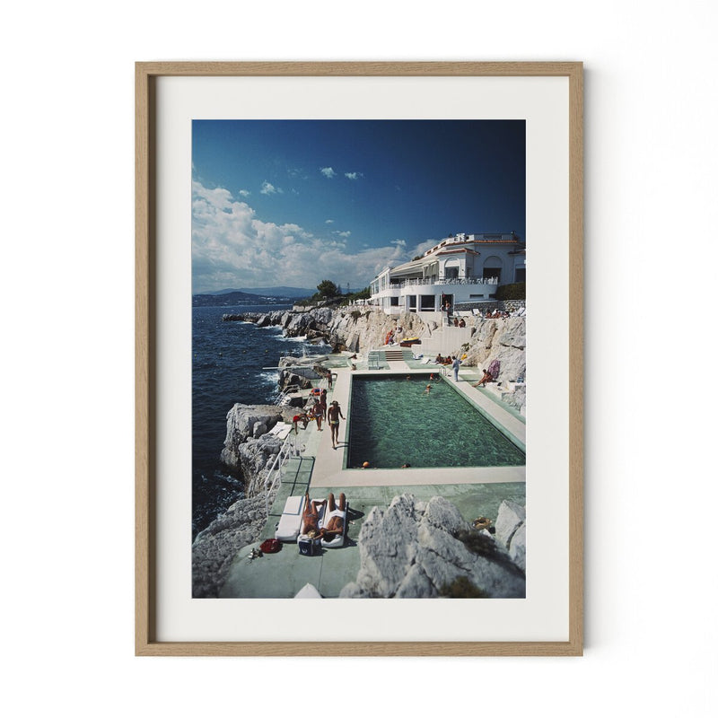 Hotel Du Cap Eden-Roc III by Slim Aarons - 30"X40"