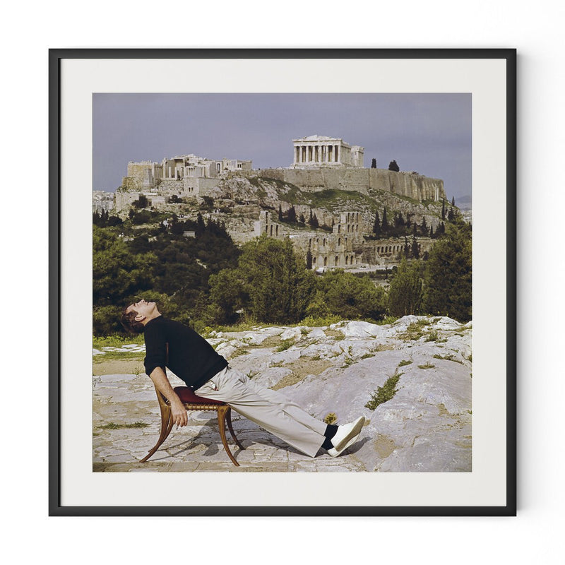Civilized Snooze by Slim Aarons - 40"X40"