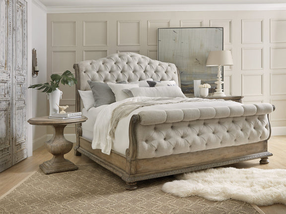 Castella Tufted Bed