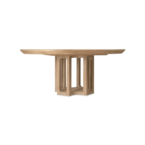 Banyon Bay Round Dining Table with One 18-inch Leaf