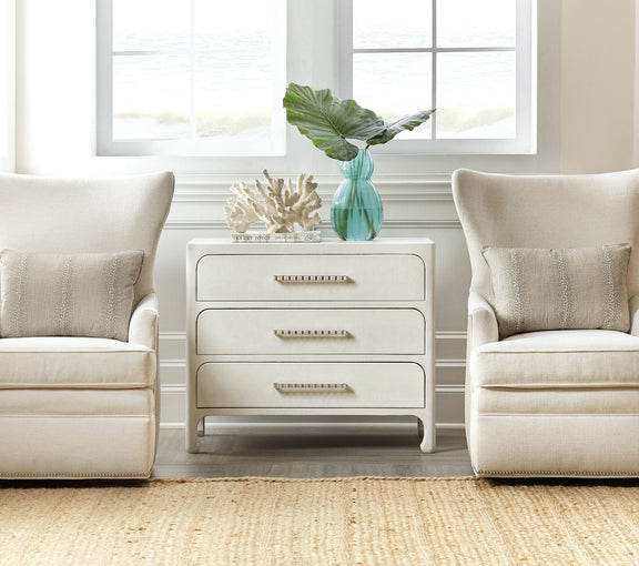 Serenity Cruiser Accent Chest - Sand Dollar