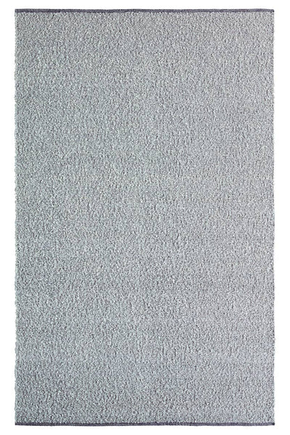 MUO03
