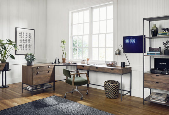 Trey Bookshelf - Auburn Poplar