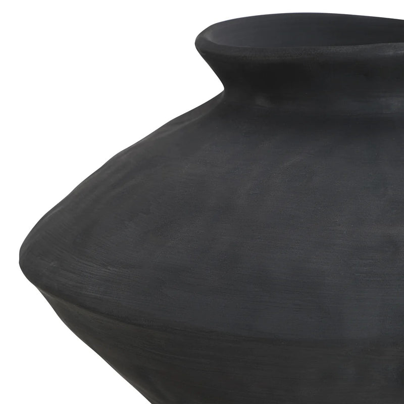 Mills Vase