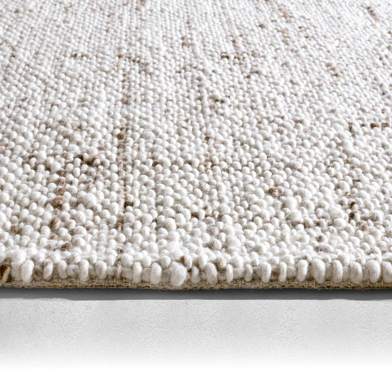 Season Rug in Pristine