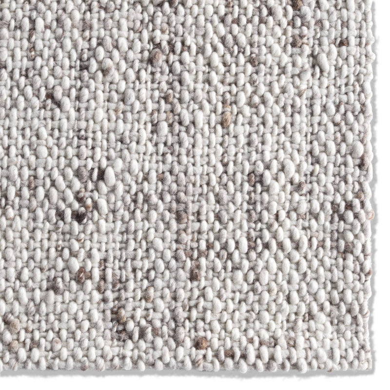 Season Rug in Pristine