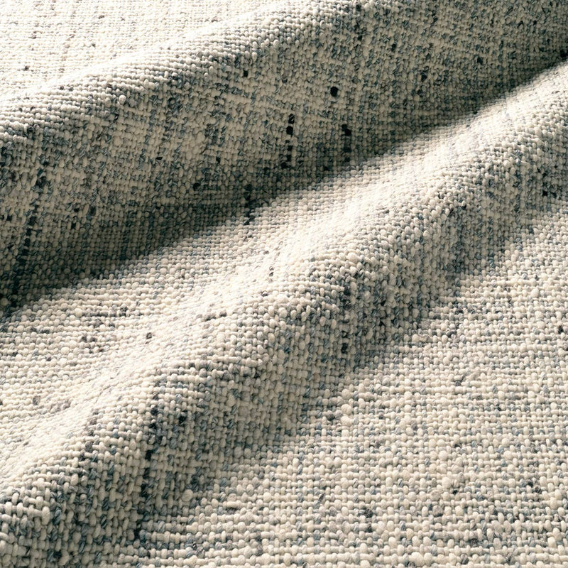 Season Rug in Antique