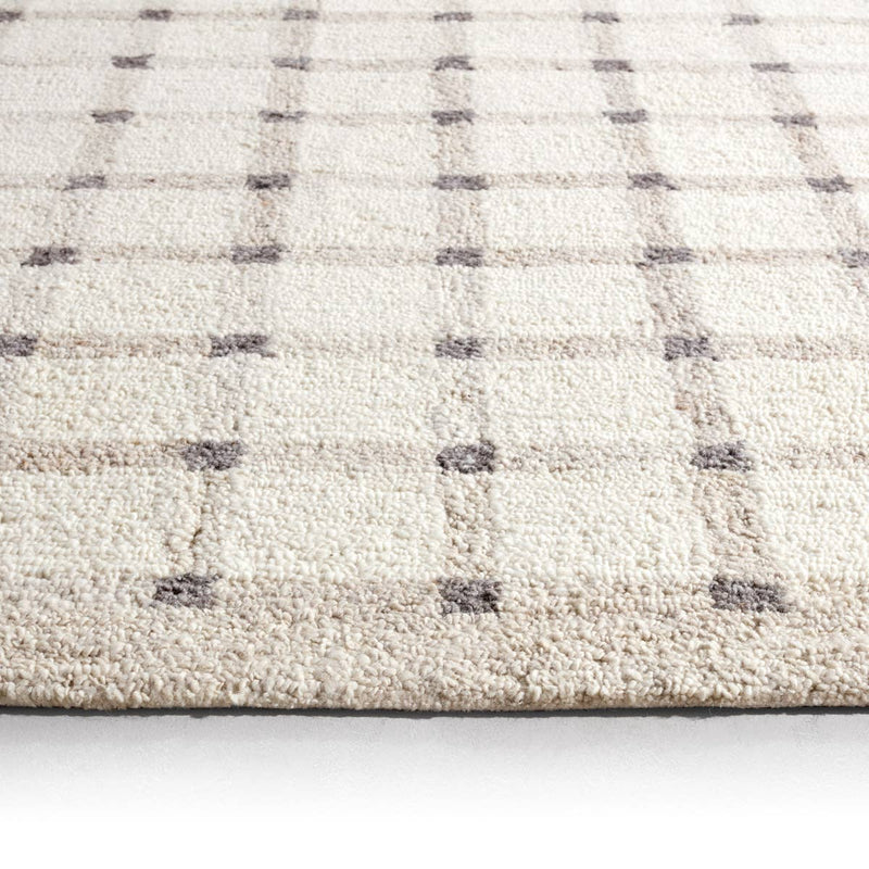 Hildie Rug in Warm Apricot