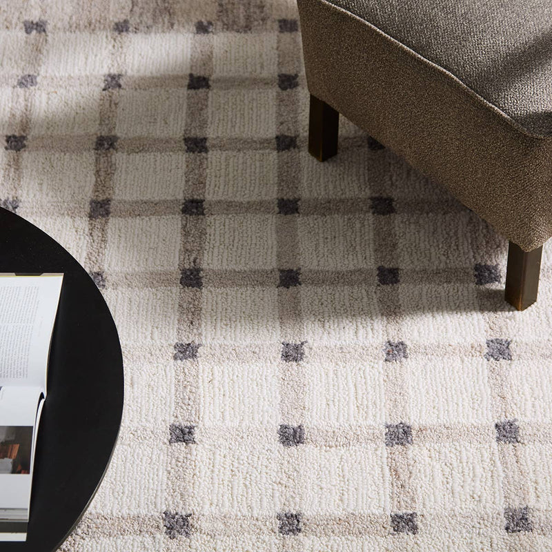 Hildie Rug in Warm Apricot