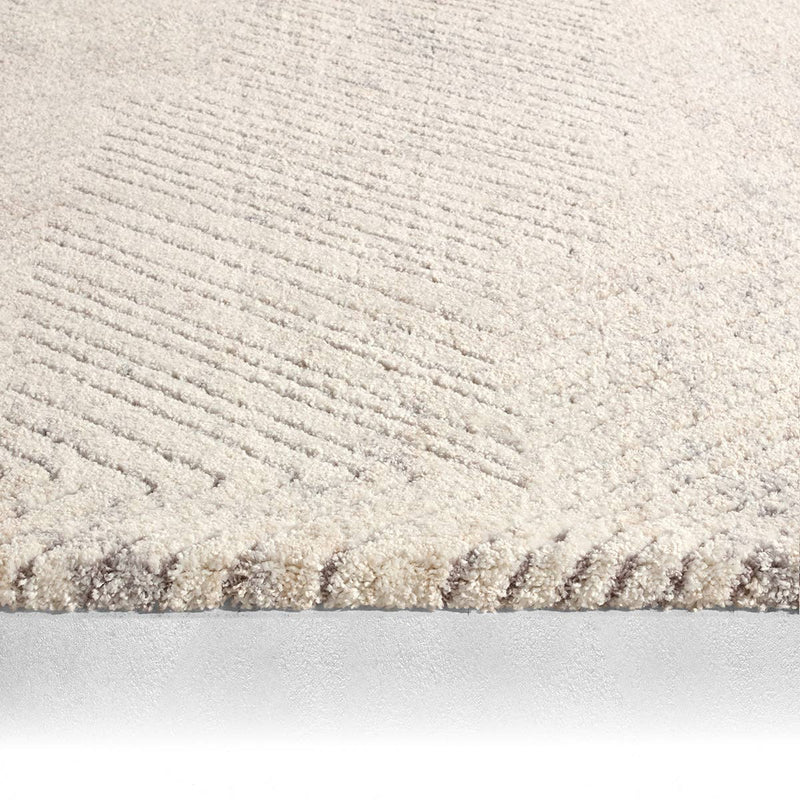 Natrix Rug in Light