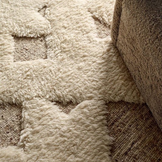 Giza Rug in Parchment
