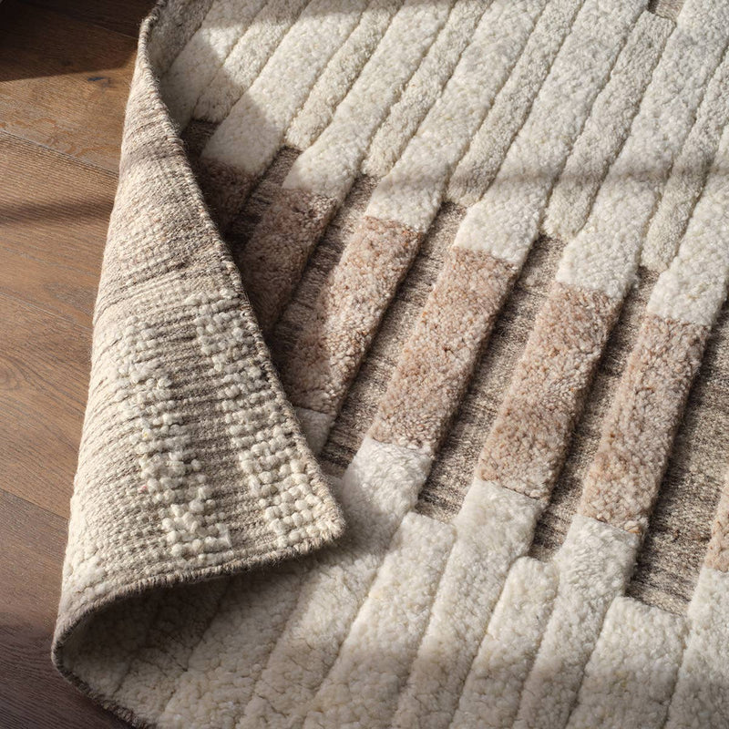 Lina Rug in Oyster