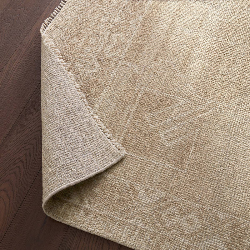 Mihail Rug in Nomad