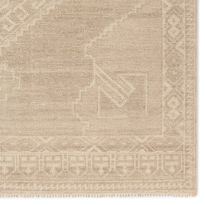 Mihail Rug in Nomad