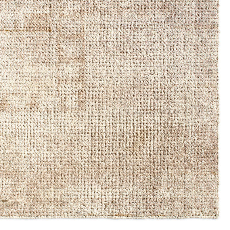 Cuore Rug in Curds Whey